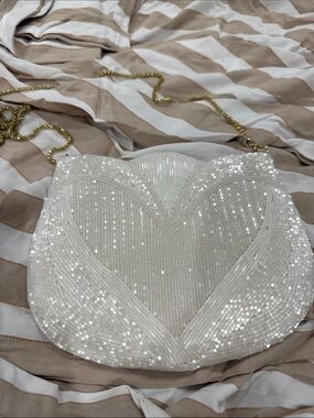 Great Gatsby Style White Beaded Heart Crossbody Bag - Elegant Evening Purse